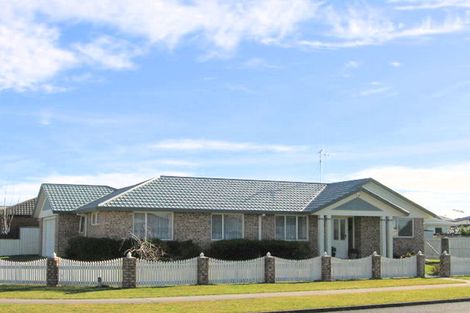 Photo of property in 24b Lloyd Drive, Nawton, Hamilton, 3200