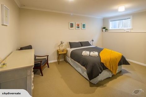 Photo of property in 14a Freeling Street, Island Bay, Wellington, 6023