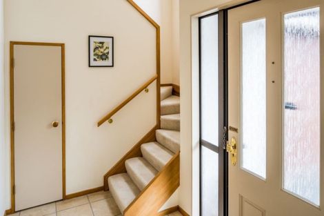 Photo of property in 4/130 Muritai Road, Eastbourne, Lower Hutt, 5013