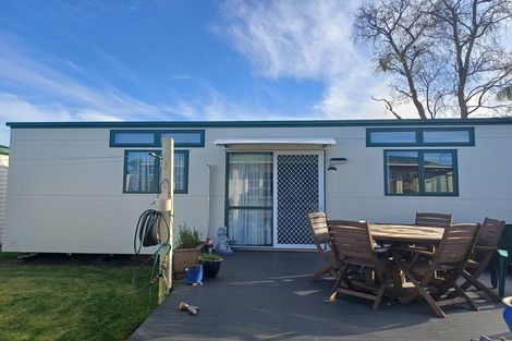 Photo of property in 28 Russell Road, Fairy Springs, Rotorua, 3015