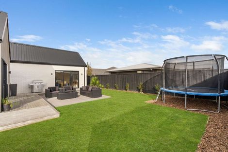 Photo of property in 22 Longcot Drive, Rolleston, 7615