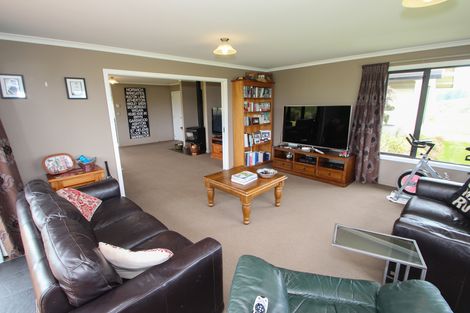 Photo of property in 4/102 Beach Road, Awamoa, Oamaru, 9495