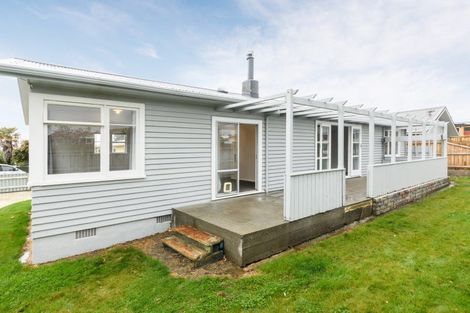 Photo of property in 94 Lethbridge Street, Feilding, 4702