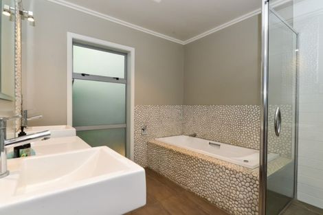 Photo of property in 14 Miers Glade, Rototuna North, Hamilton, 3210