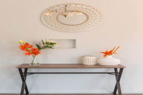 Photo of property in 18 Beihlers Road, Weymouth, Auckland, 2103