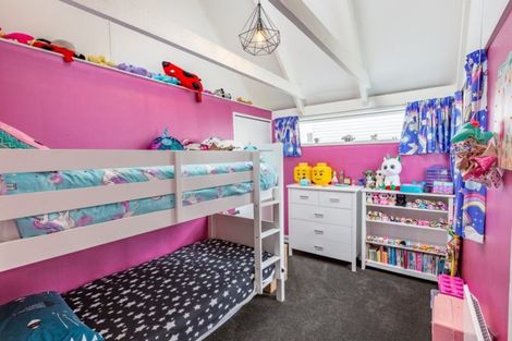 Photo of property in 13 Walton Road, Paraparaumu Beach, Paraparaumu, 5032