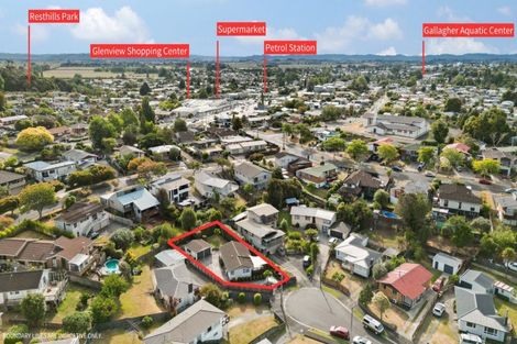 Photo of property in 27 Manapouri Place, Glenview, Hamilton, 3206