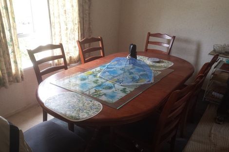 Photo of property in 38 Rosewarne Crescent, Glendene, Auckland, 0602