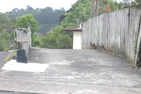 Photo of property in 114 Spinella Drive, Bayview, Auckland, 0629