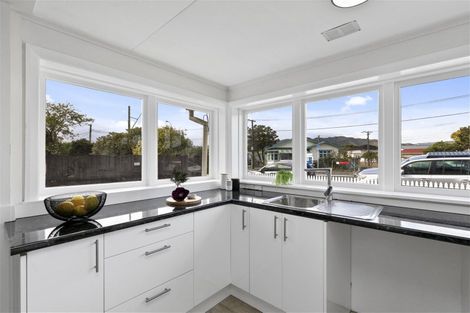 Photo of property in 73 Victoria Street, Alicetown, Lower Hutt, 5010
