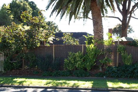 Photo of property in 23 Vine Street, Mangere East, Auckland, 2024