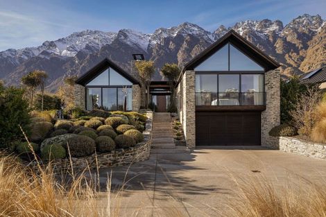 Photo of property in 31 Hackett Road, Jacks Point, Queenstown, 9371