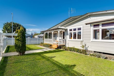 Photo of property in 1213 Caroline Road, Mayfair, Hastings, 4122