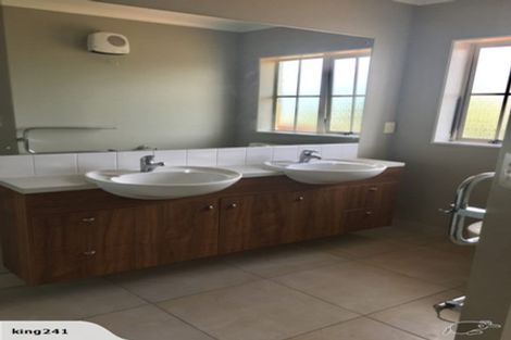 Photo of property in 38 Baverstock Road, Flat Bush, Auckland, 2016