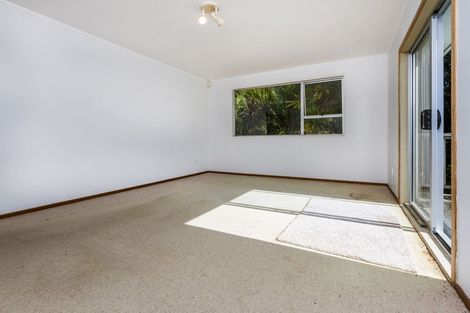 Photo of property in 41 Bayview Road, Bayview, Auckland, 0629