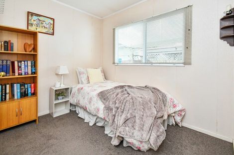 Photo of property in 2/30 Sturdee Road, Manurewa, Auckland, 2102