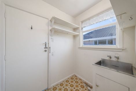 Photo of property in 25 Cranbrook Avenue, Burnside, Christchurch, 8053