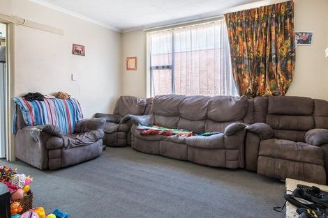 Photo of property in 65 Bradshaw Street, South Dunedin, Dunedin, 9012