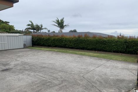Photo of property in 2a Castleton Drive, Howick, Auckland, 2014