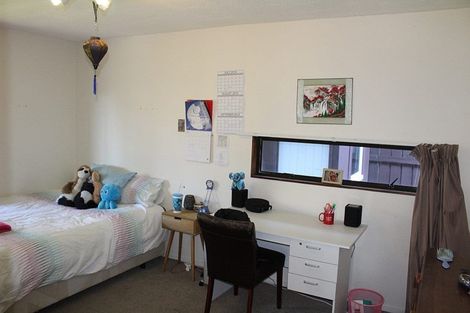 Photo of property in 4 Camelot Street, Ilam, Christchurch, 8041