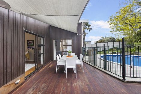 Photo of property in 8 Hamish Place, Sunnyhills, Auckland, 2010