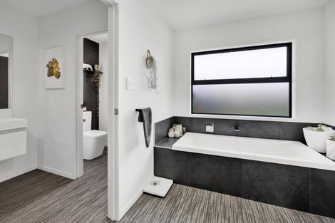 Photo of property in 6 Aytoun Street, Opunake, 4616