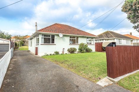 Photo of property in 43 Harper Street, Gonville, Whanganui, 4501