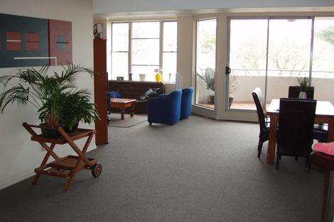 Photo of property in Construction House, 53/80 Kent Terrace, Mount Victoria, Wellington, 6011