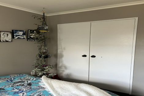 Photo of property in 207 Onepu Road, Lyall Bay, Wellington, 6022