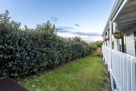 Photo of property in 81 Spence Road, Henderson, Auckland, 0612