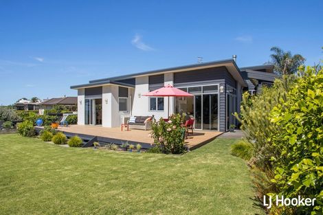 Photo of property in 153 Koutunui Road, Athenree, Katikati, 3177