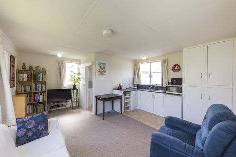 Photo of property in 32 Thomson Street, West End, Palmerston North, 4412