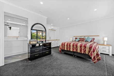 Photo of property in 39b Chieftain Rise, Goodwood Heights, Auckland, 2105