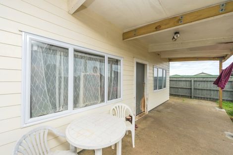 Photo of property in 32 Miro Street, Castlecliff, Whanganui, 4501