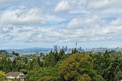 Photo of property in 50 Balmain Road, Chatswood, Auckland, 0626