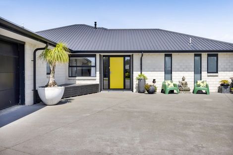 Photo of property in 6 Aytoun Street, Opunake, 4616