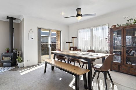 Photo of property in 24 Charles Street, Carterton, 5713