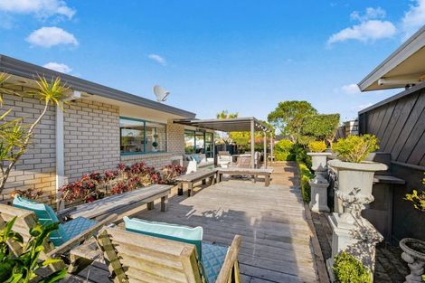Photo of property in 243 Gloucester Road, Mount Maunganui, 3116