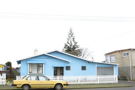Photo of property in 21 Princes Street, Fitzroy, New Plymouth, 4312
