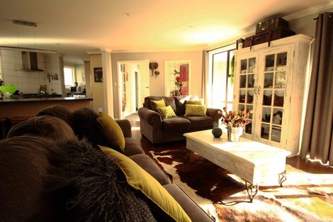 Photo of property in 17 Hawthornden Road, Avonhead, Christchurch, 8042