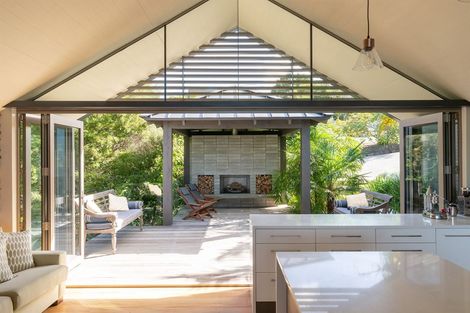 Photo of property in 26 Aotearoa Terrace, Murrays Bay, Auckland, 0630