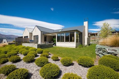 Photo of property in 5 Ogilvie Lane, Arrowtown, 9371