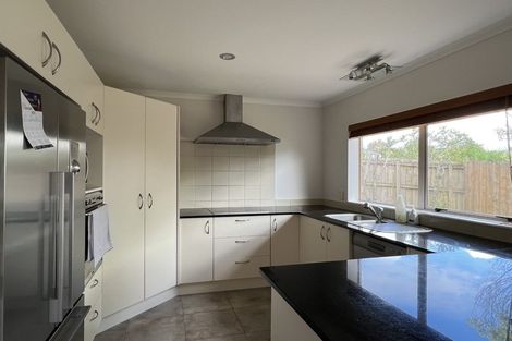 Photo of property in 44a Rodney Street, Howick, Auckland, 2014