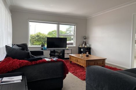 Photo of property in 134 Te Atatu Road, Te Atatu South, Auckland, 0610