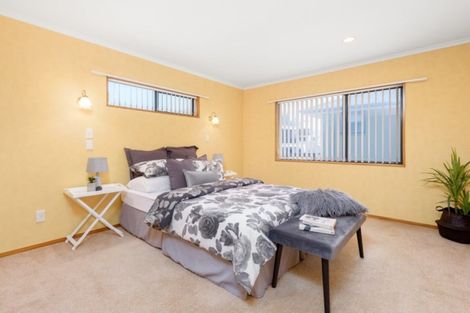 Photo of property in 133a Marine Parade, Mount Maunganui, 3116