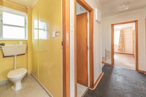 Photo of property in 6 Gordon Crescent, Marton, 4710