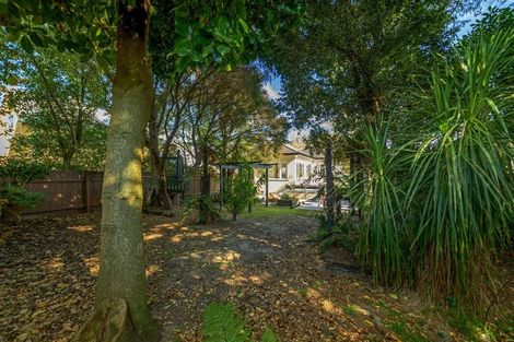 Photo of property in 27 Union Street, Hokowhitu, Palmerston North, 4410