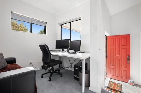 Photo of property in 59 Riverside Drive, Waiuku, 2123