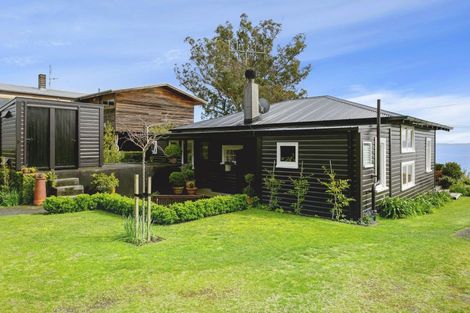 Photo of property in 30 Rawhira Road, Tauranga Taupo, Turangi, 3382