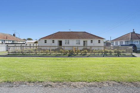 Photo of property in 38-40 Parris Street, Waitara, 4320